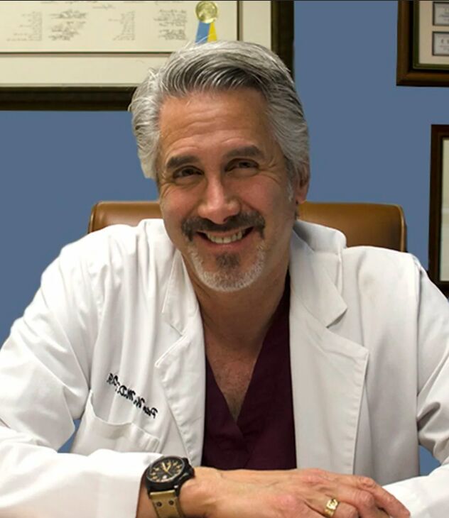 Doctor Endocrinologist Tomás